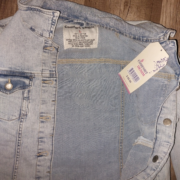 Custom Jean jacket - Picture 2 of 3